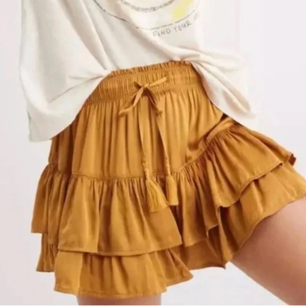 NWT Aerie Golden Tiered Ruffle Mini Skirt Size XS